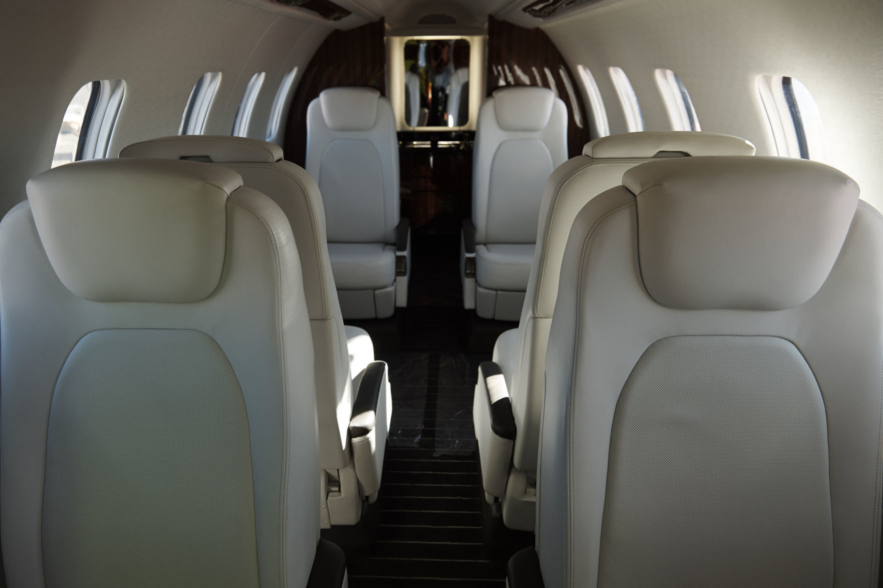 LEARJET2